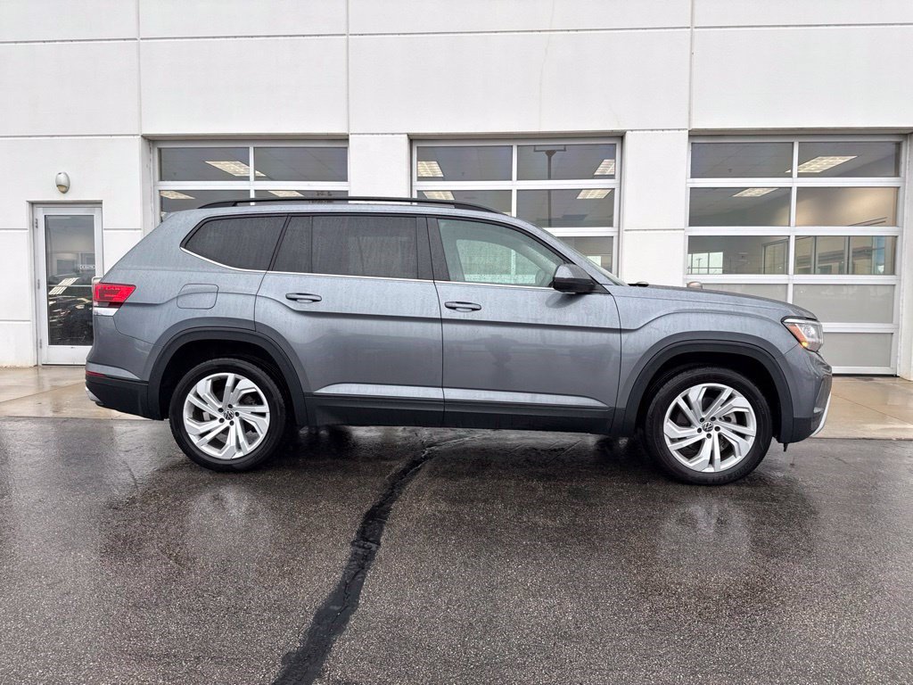 Used 2021 Volkswagen Atlas SE AWD/4WD image 3