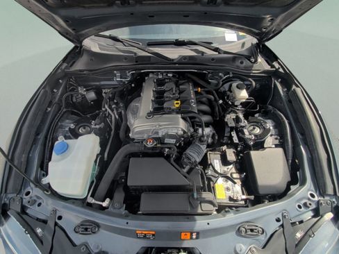 Used 2021 MAZDA MX-5 Miata RF Grand Touring RWD image 16