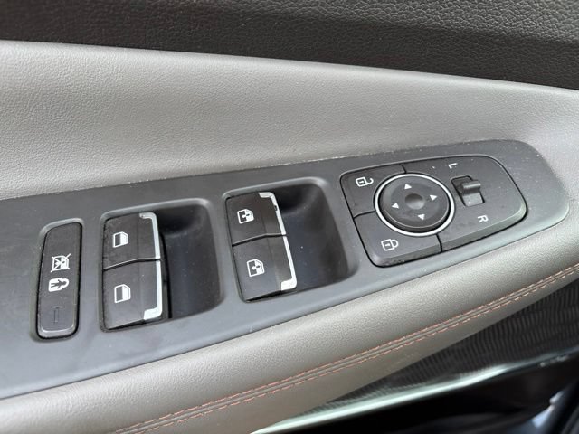 Used 2020 Hyundai Santa Fe Limited AWD/4WD image 12