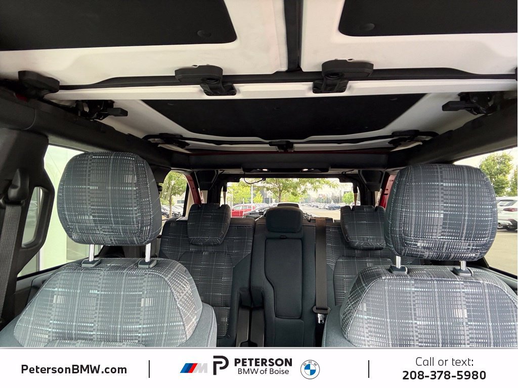 Used 2025 Ford Bronco Heritage Edition AWD/4WD image 34