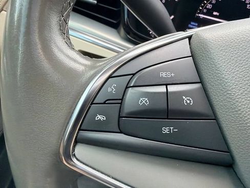 Used 2018 Cadillac XT5 Premium Luxury AWD/4WD image 13