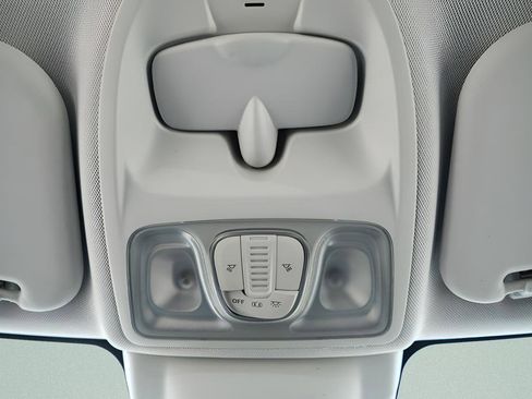 Used 2015 FIAT 500L Trekking FWD image 17