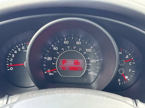 Used 2015 Kia Soul ! w/ Sun & Sound Package FWD image 19