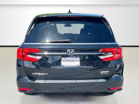 Used 2022 Honda Odyssey Elite image 6