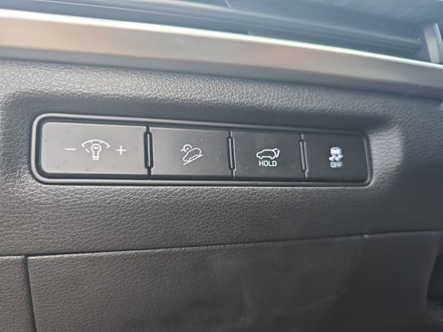 Certified 2023 Kia Telluride EX w/ EX Captain's Chair Package FWD image 26