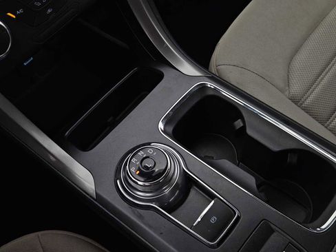 Used 2020 Ford Fusion S image 19