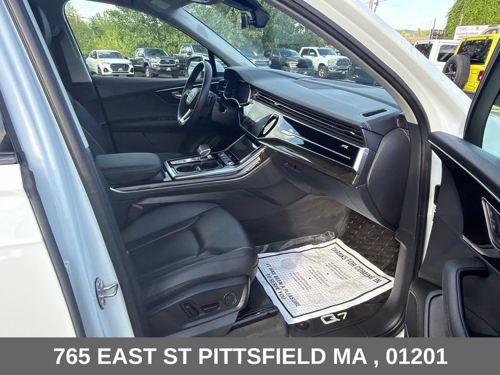 Used 2024 Audi Q7 3.0T Prestige AWD/4WD image 22