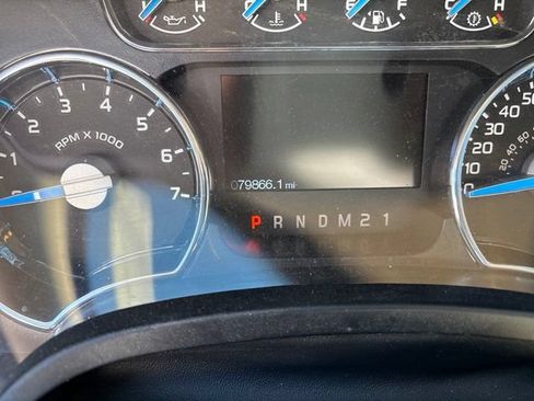 Used 2014 Ford F150 Lariat w/ Equipment Group 502A Luxury AWD/4WD image 12