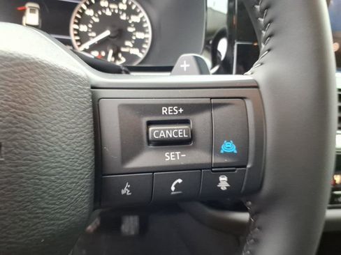 New 2026 Nissan Pathfinder SV image 21