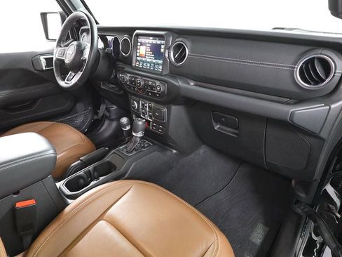 Used 2023 Jeep Wrangler Unlimited Sahara w/ Cold Weather Group image 20