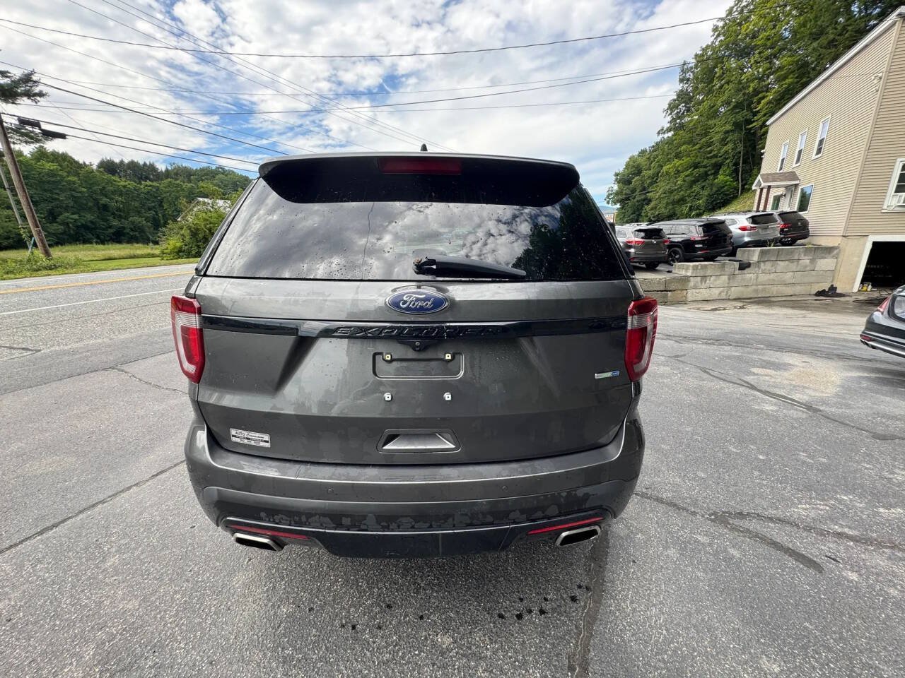 Used 2017 Ford Explorer Sport w/ Equipment Group 401A AWD/4WD image 4