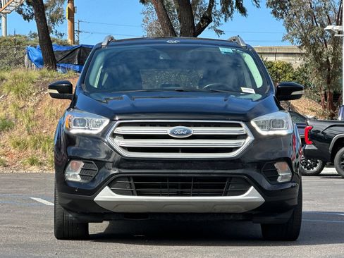 Used 2018 Ford Escape Titanium image 7