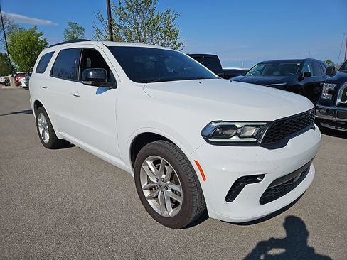 Used 2024 Dodge Durango GT image 2