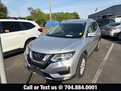 Used 2017 Nissan Rogue SV