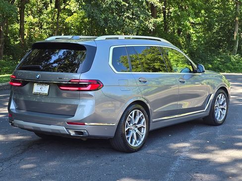 Used 2025 BMW X7 xDrive40i w/ Premium Package AWD/4WD image 6