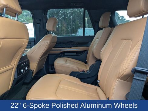 Used 2023 Ford Expedition Platinum image 16
