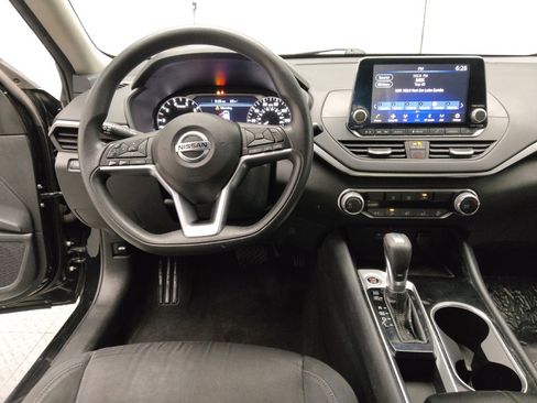 Used 2021 Nissan Altima 2.5 SV image 22