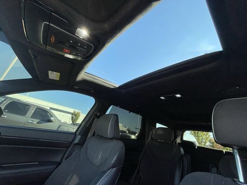 Used 2024 Hyundai Palisade Calligraphy image 23