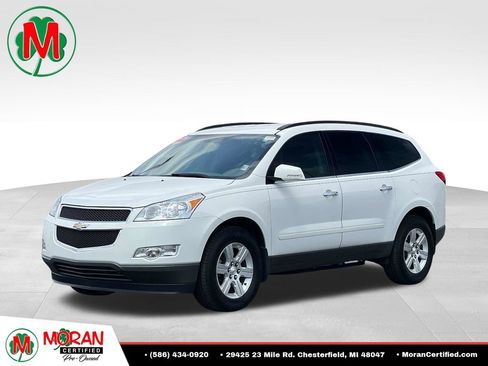 Used 2012 Chevrolet Traverse LT FWD image 1