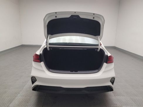 Used 2024 Kia Forte LXS FWD image 29