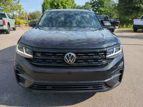Used 2023 Volkswagen Atlas Cross Sport SEL R-Line AWD/4WD image 9