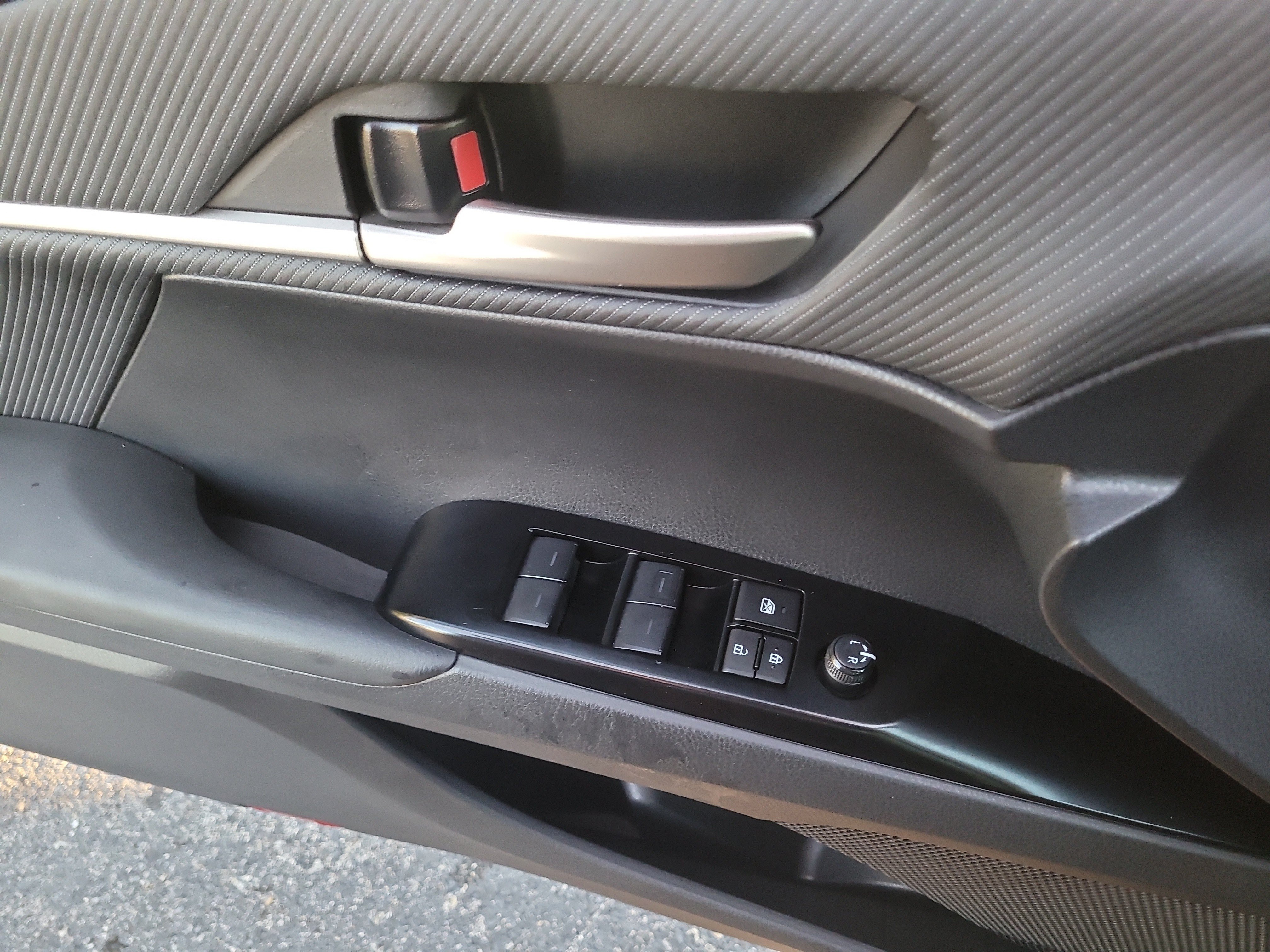 Certified 2025 Toyota Camry SE w/ Convenience Package FWD image 17