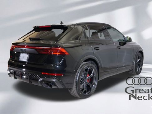 New 2026 Audi RS Q8 performance image 8