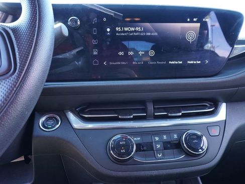 Used 2024 Buick Envista Preferred w/ Convenience II Package image 19