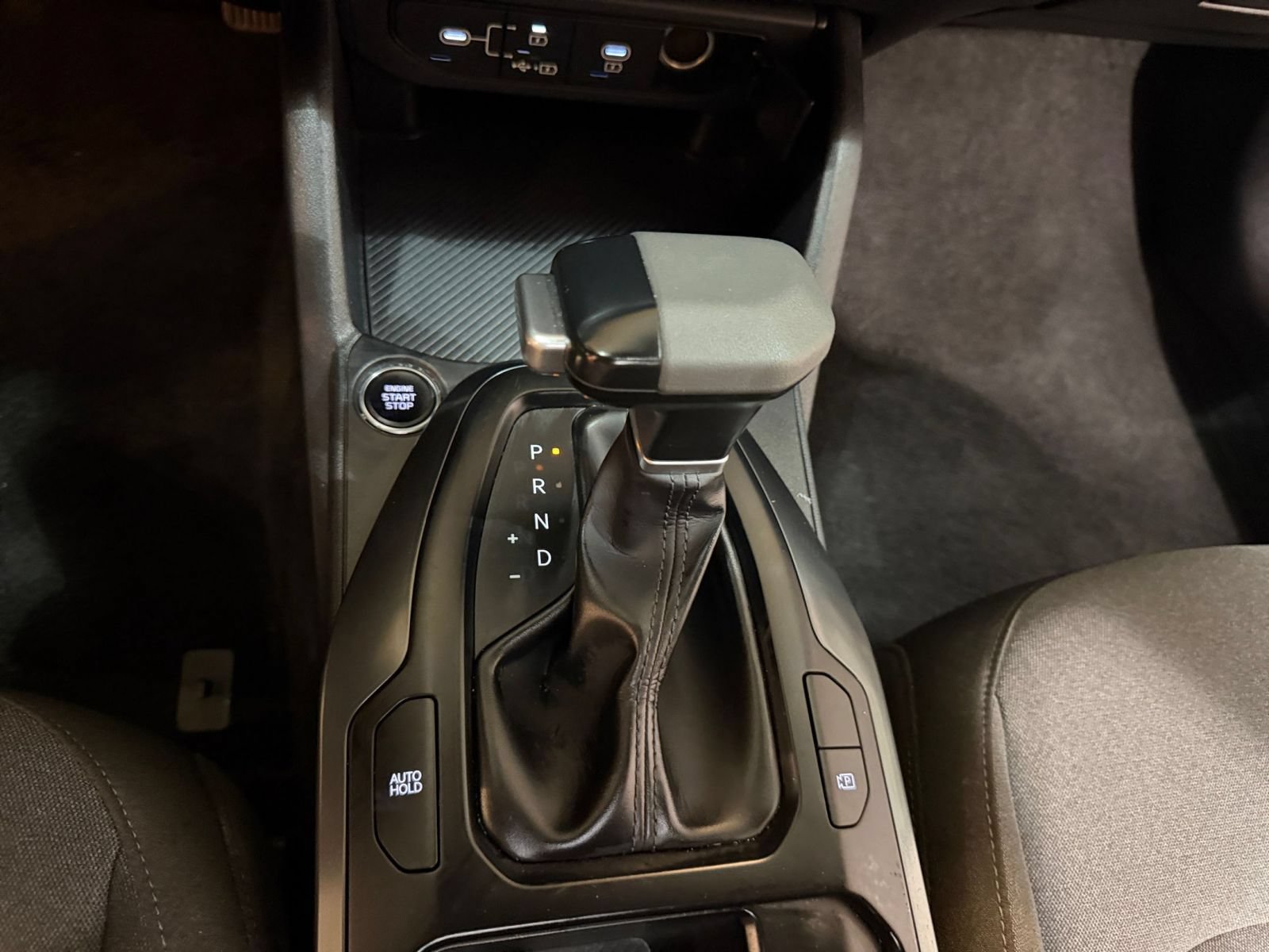 Used 2025 Kia K4 FWD image 40