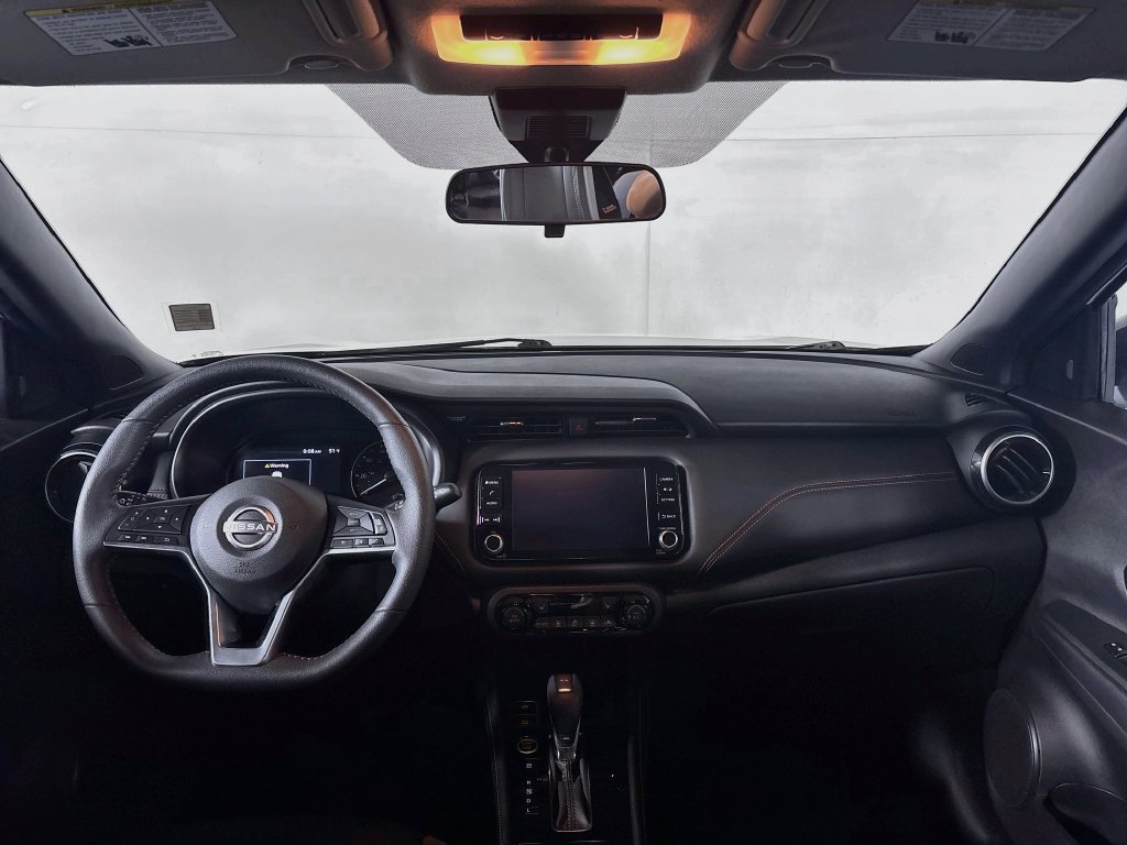 Used 2024 Nissan Kicks SR w/ SR Premium Package FWD image 12