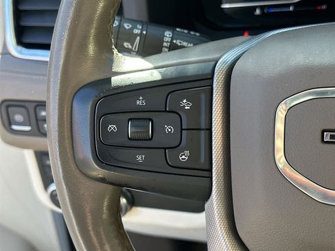 Used 2022 GMC Yukon Denali image 24