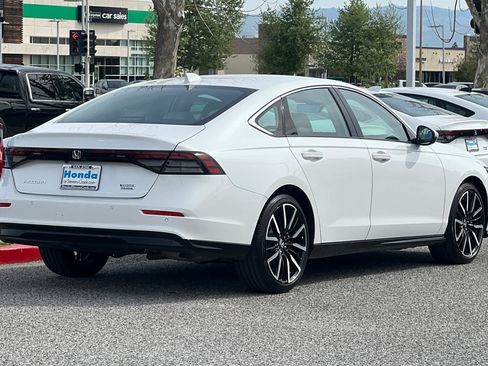 Certified 2023 Honda Accord Touring image 8
