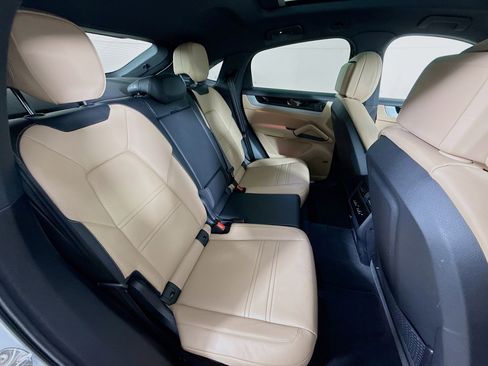 Certified 2025 Porsche Cayenne S image 26