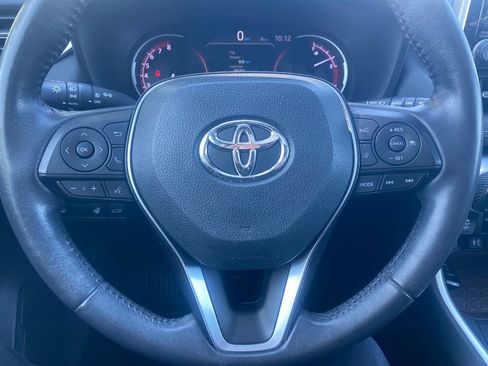 Used 2019 Toyota RAV4 Limited w/ Cold Weather Package AWD/4WD image 18