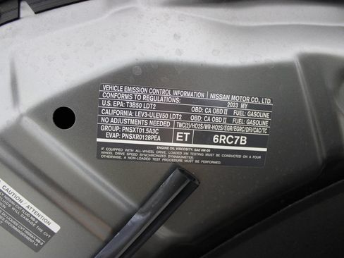 Used 2023 Nissan Rogue SV FWD image 25