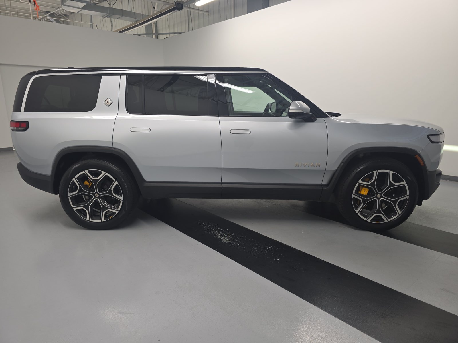 Used 2023 Rivian R1S Adventure Quad AWD/4WD image 6