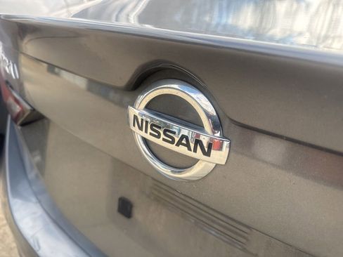 Certified 2022 Nissan Sentra SR image 10