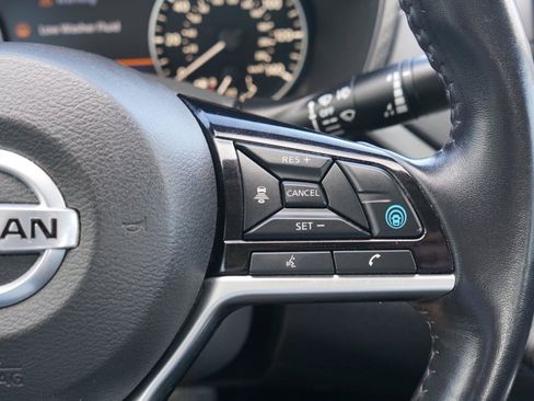 Used 2019 Nissan Altima 2.5 SV FWD image 16
