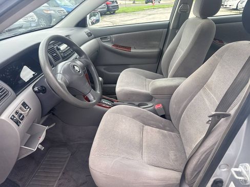Used 2005 Toyota Corolla LE w/ Audio Value Pkg FWD image 6