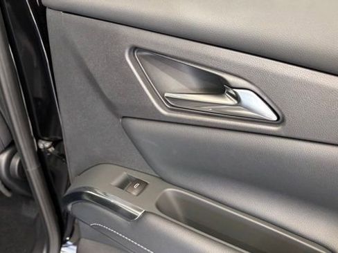 New 2026 Chevrolet Traverse LT image 31