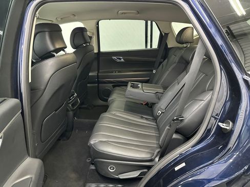Used 2024 Genesis GV80 2.5T AWD/4WD image 23