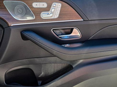 New 2026 Mercedes-Benz GLE 450 4MATIC image 40