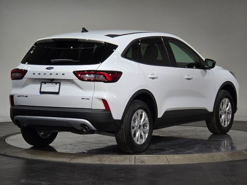New 2026 Ford Escape Active image 10