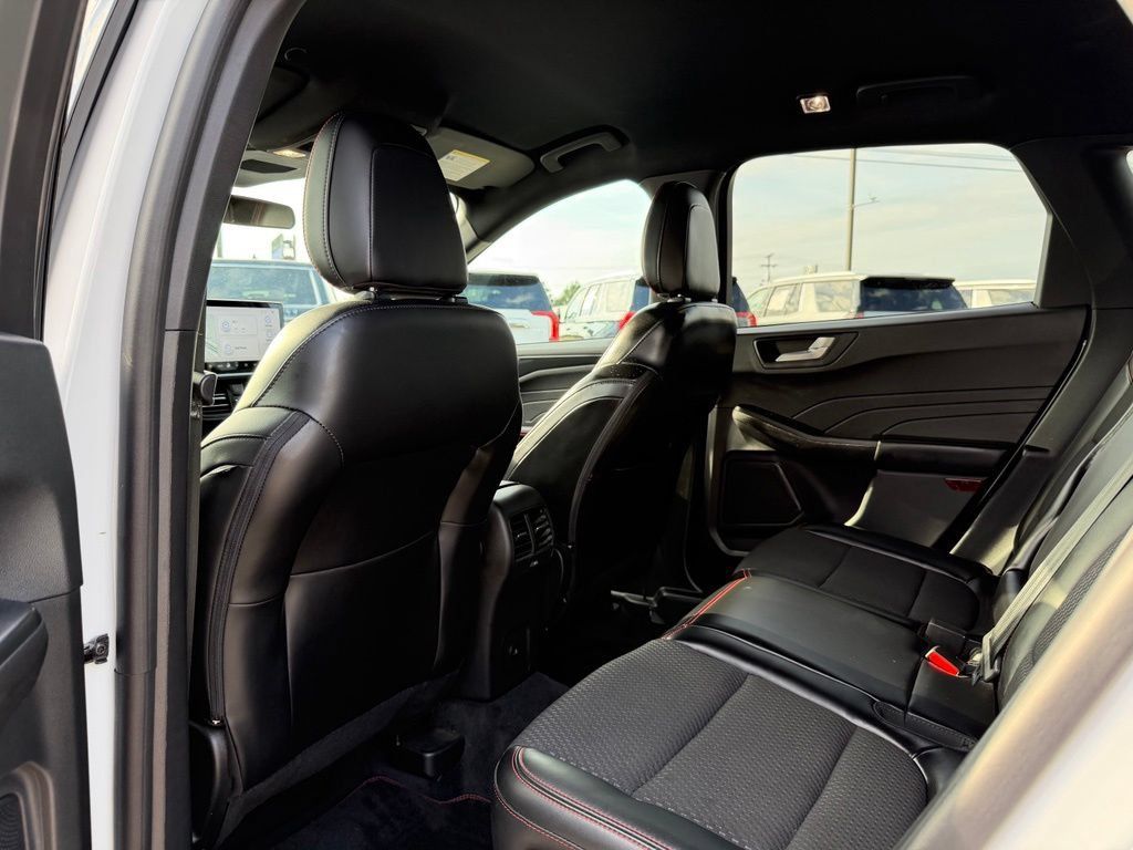 Used 2023 Ford Escape ST-Line w/ Tech Pack #1 FWD image 26