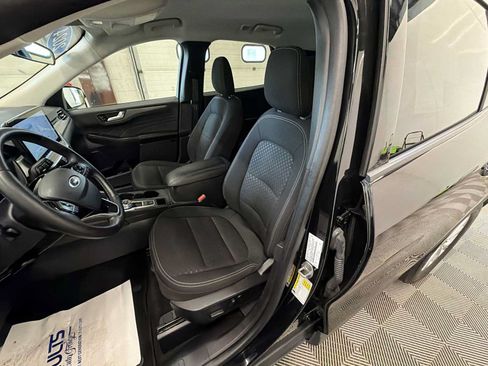 Used 2024 Ford Escape Active w/ Tech Pack #2 AWD/4WD image 13