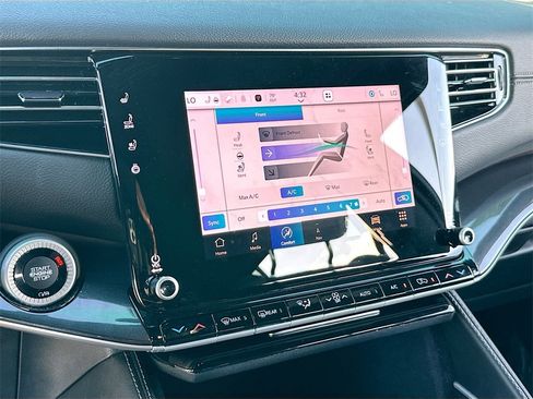 Used 2023 Jeep Wagoneer 4WD image 16