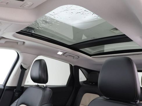 Used 2022 Ford Escape Titanium w/ Titanium Elite Package image 17