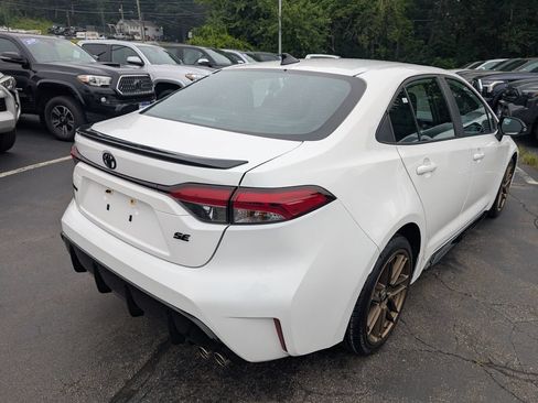 Used 2024 Toyota Corolla Sedan w/ SE Convenience Package FWD image 7