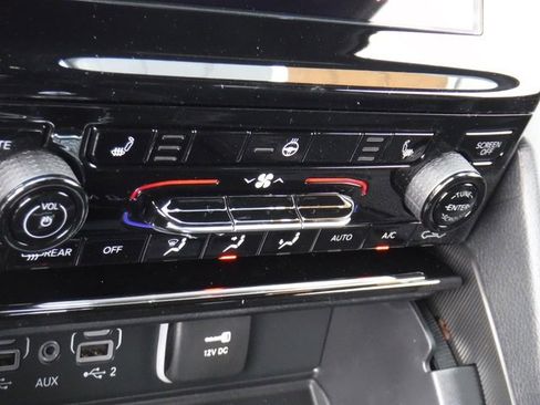 New 2025 Jeep Grand Cherokee Altitude image 19