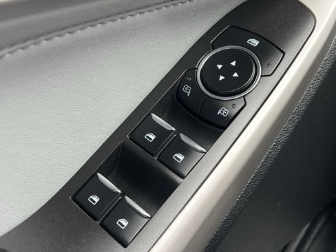 Used 2023 Ford Explorer XLT w/ Equipment Group 202A image 37